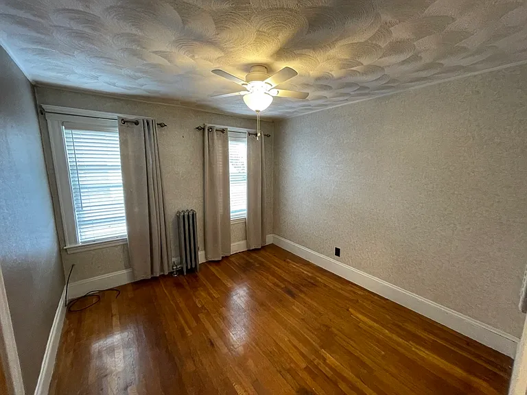25 Hanover St #2 — Photo 12