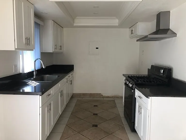 2650 E Park Ln — Photo 25