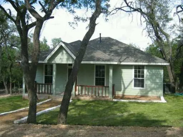 880 Springlake Dr, Dripping Springs, TX 78620