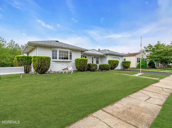 142 Port Royal Drive, Toms River, NJ 08757