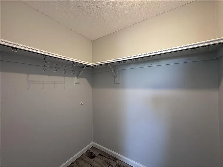 3445 Sarto Ln — Photo 24