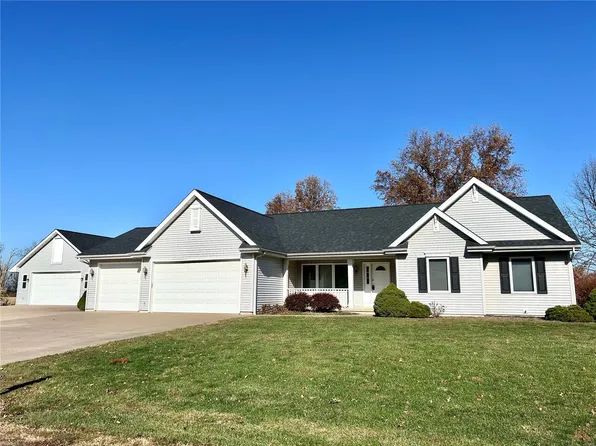 3 Lee Ln, Vandalia, MO 63382