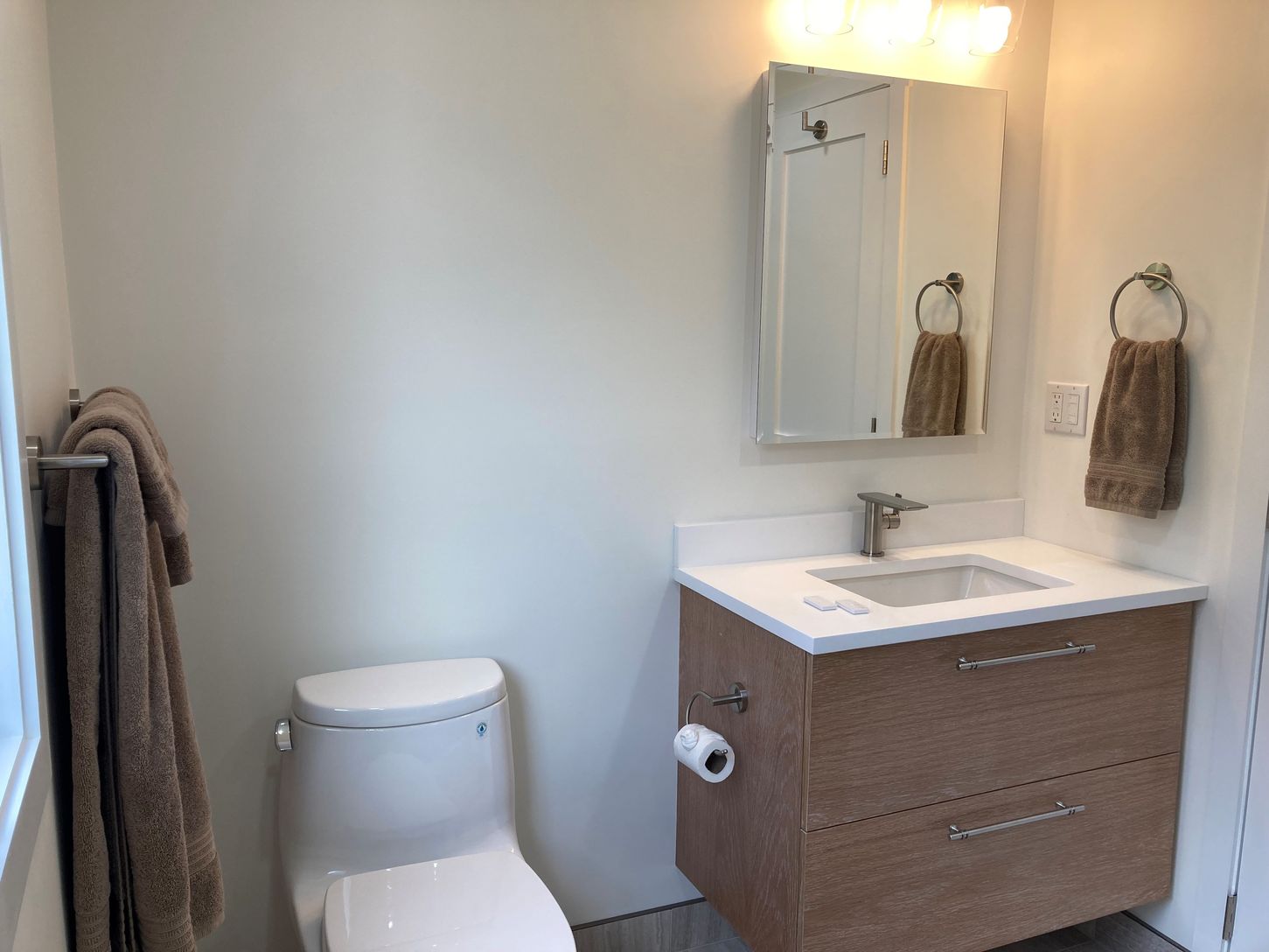  New 2nd floor bath