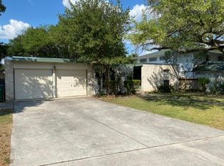 10806 Lands Run St, San Antonio, TX 78230