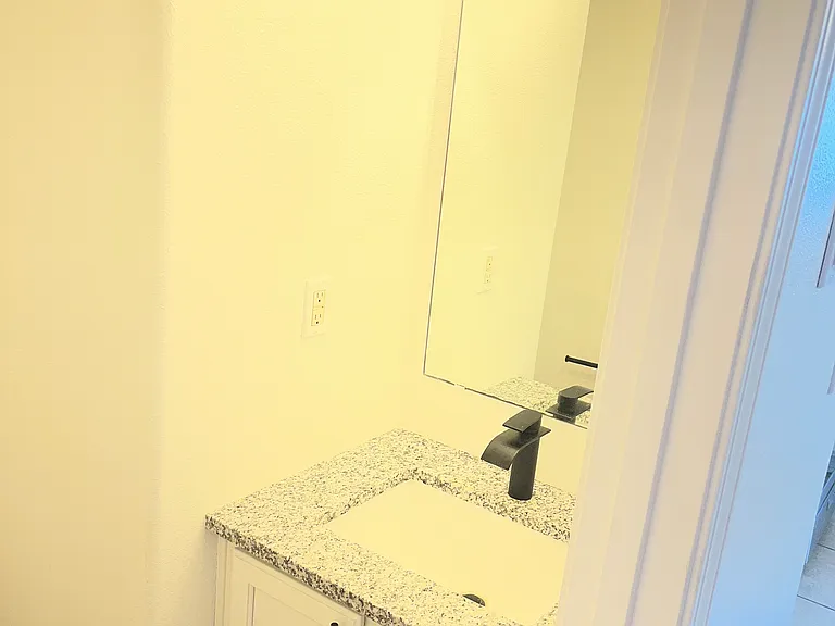 6605 Binbrook Rd NW — Photo 16