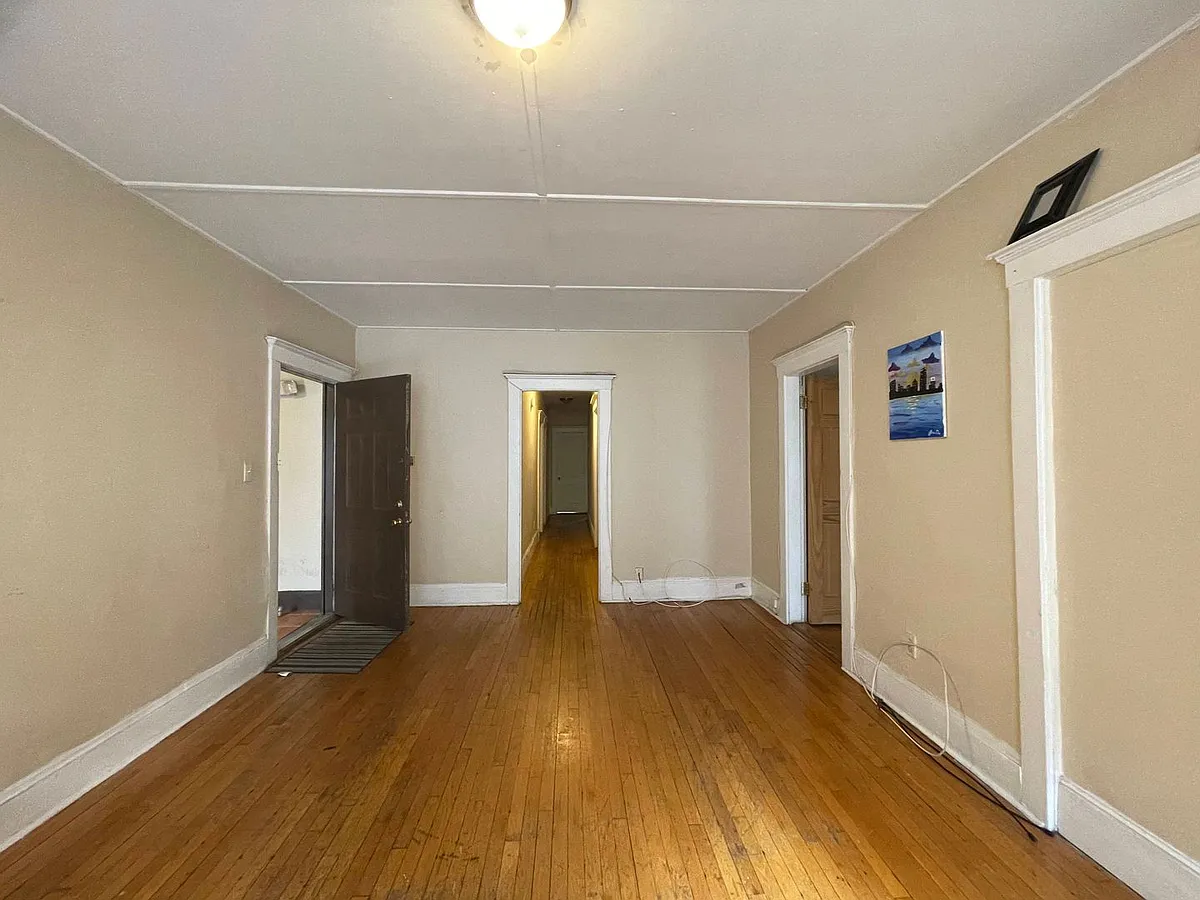 Building Photo - 192 Kelton St #3