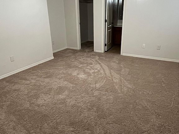 5th image of 22954 Monte Cristo Ct APT B