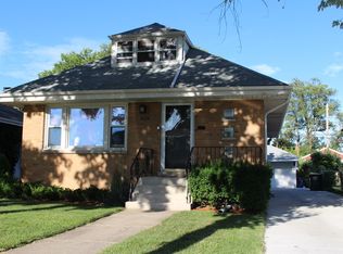 8023 N Wisner St, Niles, IL 60714