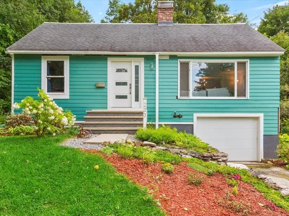 233 Grandview Street, Bennington, VT 05201