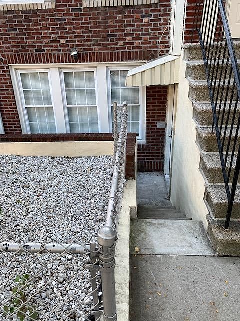 1st image of 251 Quincy Ave
