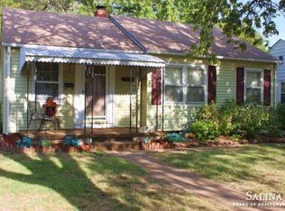 881 S 11th St, Salina, KS 67401