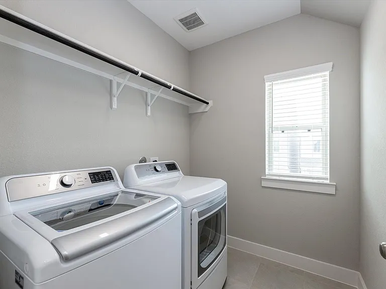 10981 Swang Link Dr — Photo 17