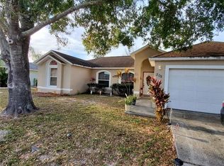 208 Bedford Dr, Kissimmee, FL 34758