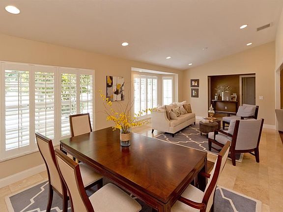5th image of 8432 Glen View Ct