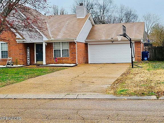 2nd image of 5923 Kentwood Dr