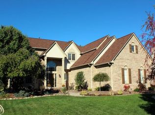 47934 Pavillon Rd, Canton, MI 48188