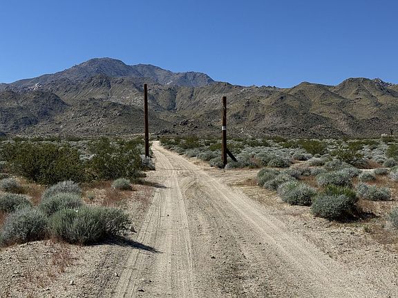 2nd image of 3101 Kings Ranch Rd