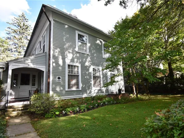 37 E Main St, Hudson, OH 44236