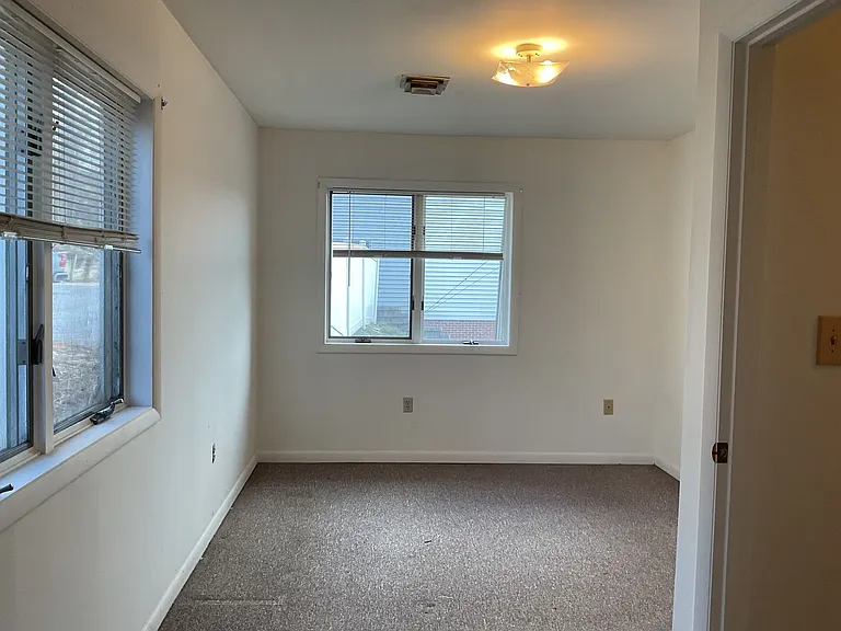 6530 Derry St — Photo 11