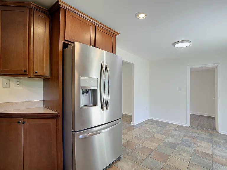 6417 Kaine Dr — Photo 13