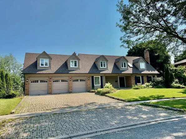 11 Rae Cres, Markham, ON L3R 2X8