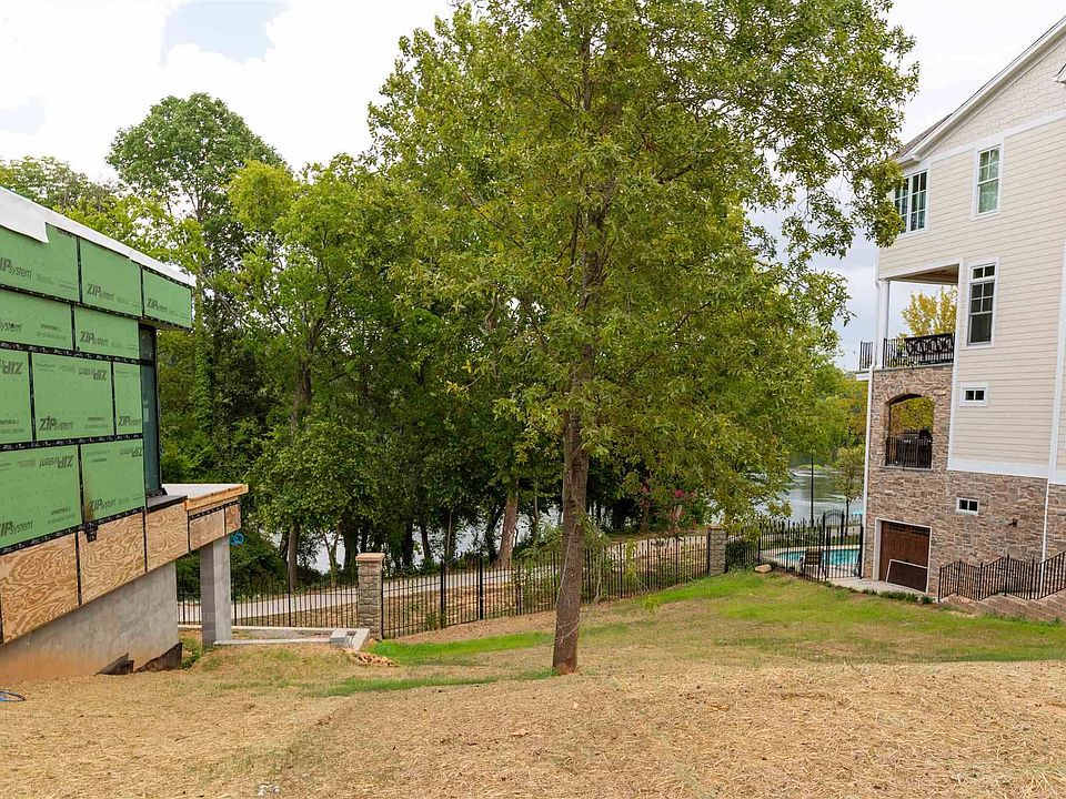 1st image of 189 Congaree Park Dr