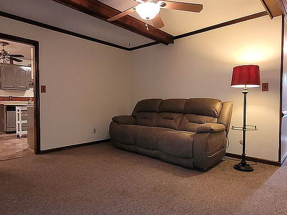4th image of 717 Willow Oak Dr