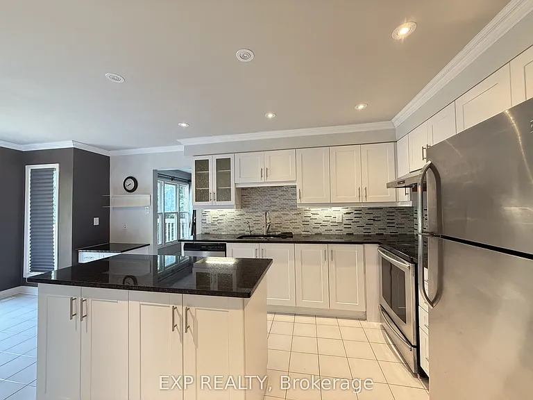40 Cranberry Ln — Photo 10