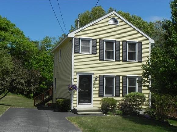 1st image of 23 Burgundy Dr #23