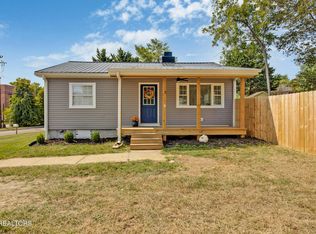 244 Vermont Ave, Oak Ridge, TN 37830