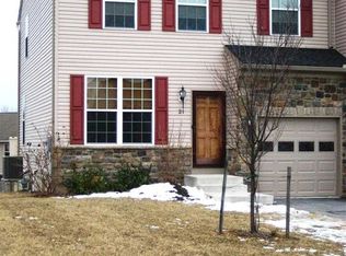 21 Galaxy Dr, Hanover, PA 17331