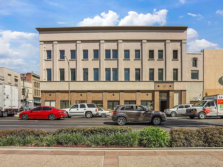 500 E Main — Photo 13