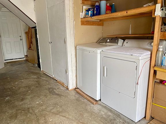3rd image of 310 Orizaba Ave #A