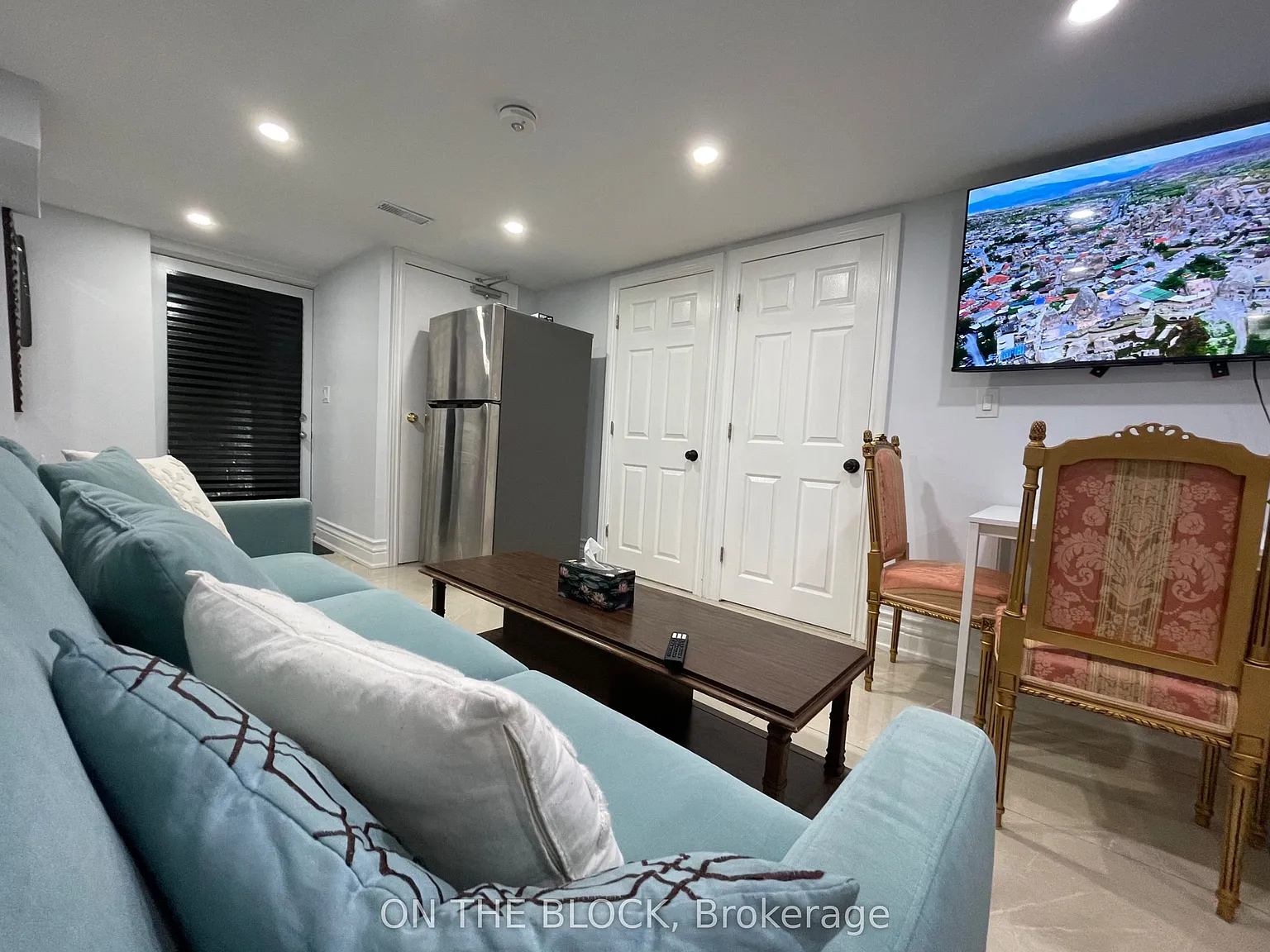2 bed, $2,400 — Photo 2