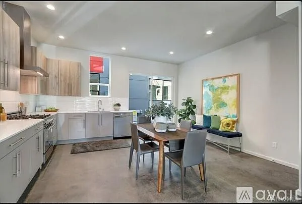 3 bed, 1665 sqft, $3,395 — Photo 4