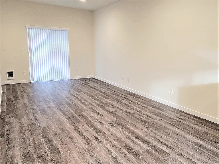 6215 Parker Rd E #6 — Photo 5
