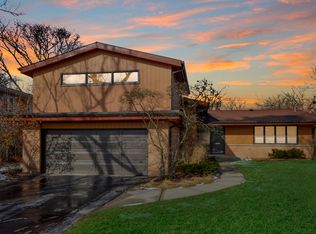 2812 Birchwood Ave, Wilmette, IL