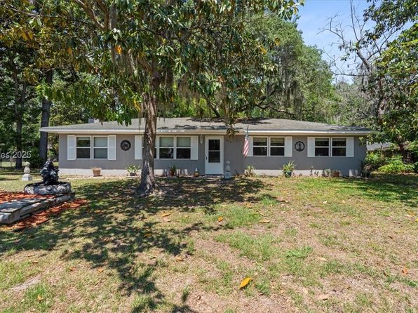3003 Cherry Blvd, Beaufort, SC 29902