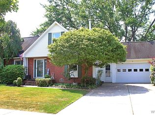 37 Woodmar Ter, Buffalo, NY 14224
