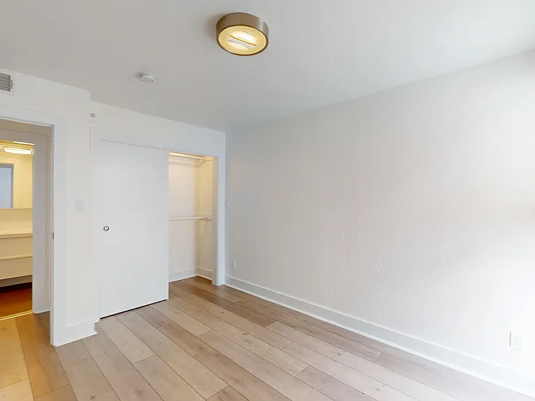2355 Scott St #10 — Photo 21