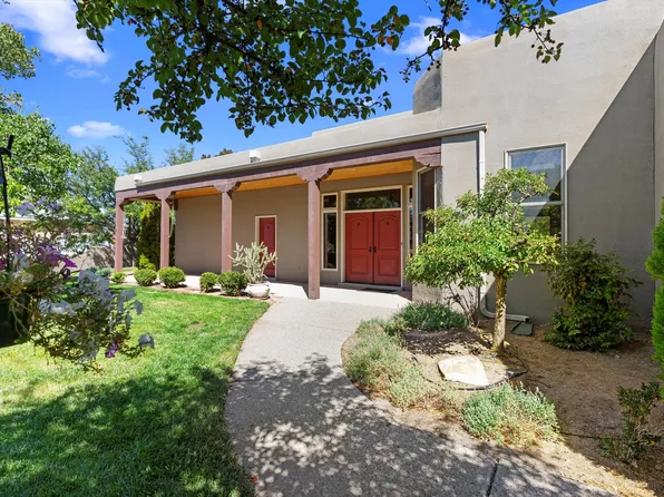 10821 Holly Ave NE, Albuquerque, NM 87122