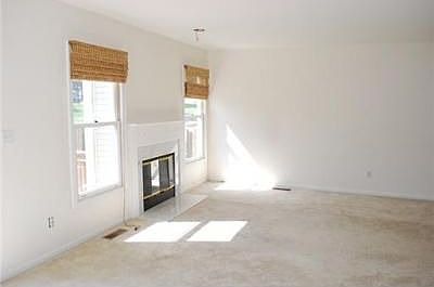 2nd image of 673 Liberty Pointe Dr