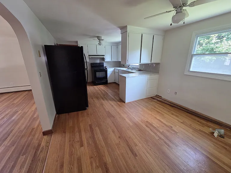kitchen-main floor