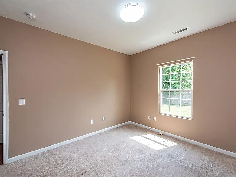 11614 Hinkley Dr — Photo 6