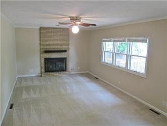 5th image of 8951 Robinson Dr