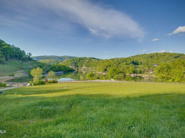 Cowan Town & Eagle Ridge Parkway Rd, Butler, TN 37640