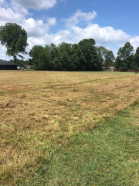 2nd image of Halls Ln