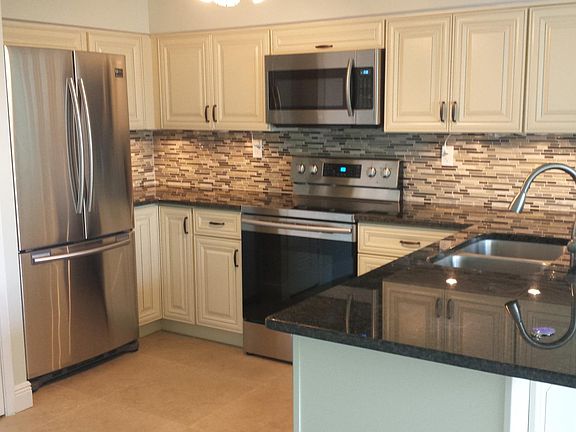 2nd image of 1580 NE 51st St