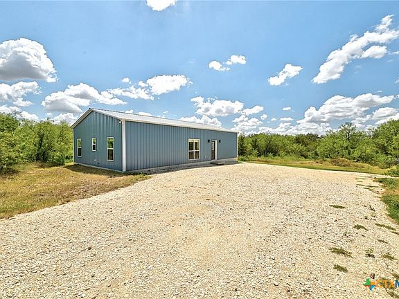 5th image of 4001 Barth Rd