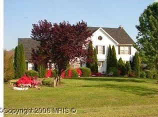 7659 Lake Shore Dr, Owings, MD 20736